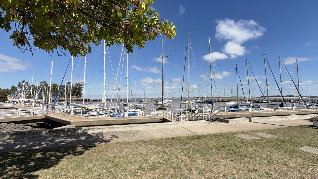 ppuerto de yates juan lacaze